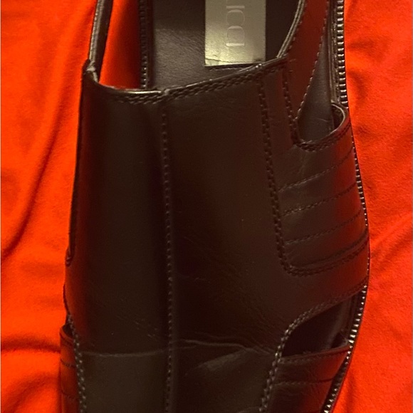 Lucio Rocco Sandals - Picture 9 of 9